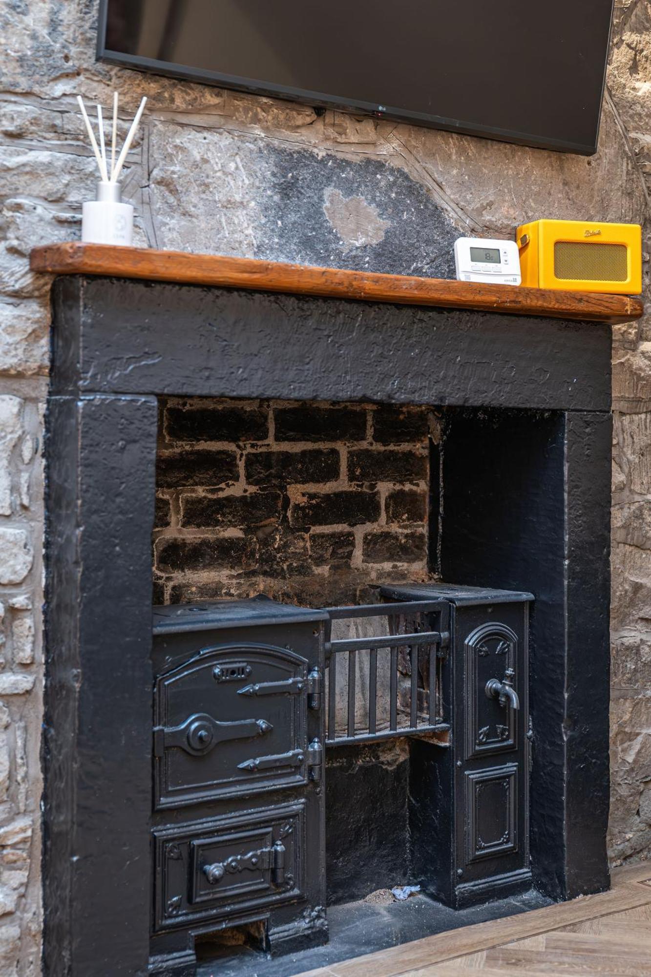 The Coach House Apartment Edinburgh Exterior photo